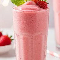 Çilekli Milkshake