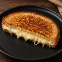 yarım ekmek kaşarlı tost - Sakız Hanım